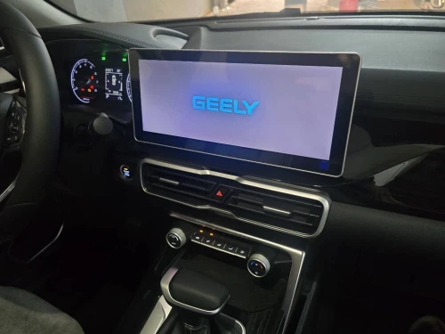 Geely Coolray 2026 