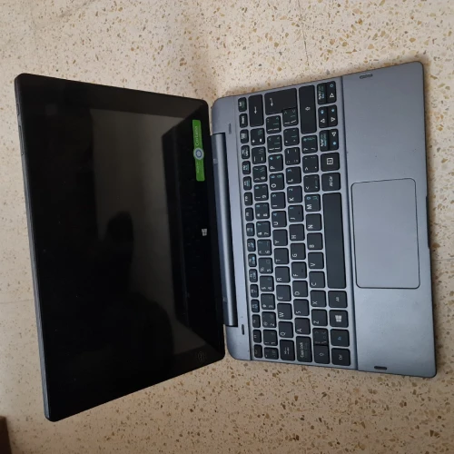 Acer