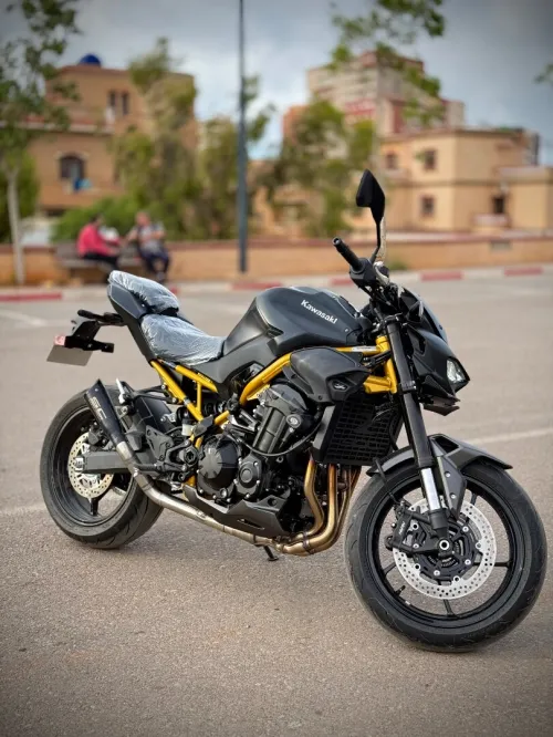 Kawasaki Z900 