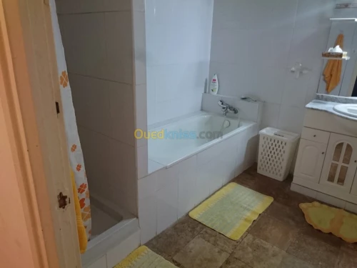 Location Appartement F5 Alger Bouzareah