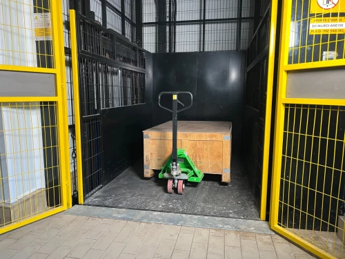 Monte-charge hydraulique industriel sur mesure