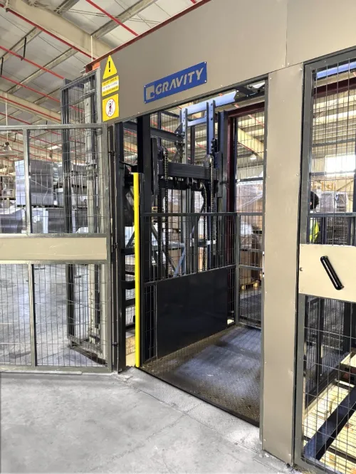 Monte-charge à double colonnes hydraulique fabrication sur mesure - GRAVITY ALGERIE -