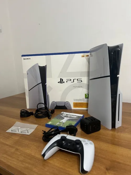 PS5 Slim 