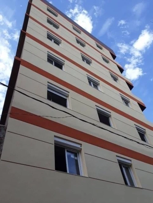 Paintur du facade en monocouche 