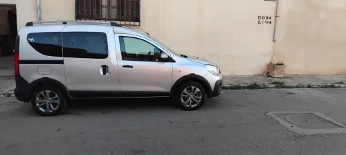 Renault Kangoo 2025 Stepwey