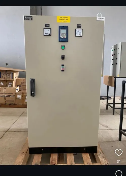 ARMOIRES ELECTRIQUE  DE COMMANDE ET PROTECTION POUR POMPES