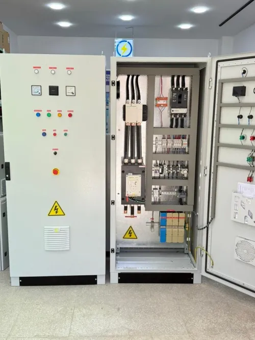 Armoires électriques sur mesure  Pompage, Pivot, Relevage, Forage