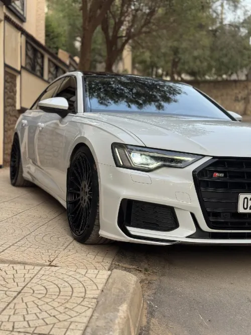 Audi S6 2021 S6