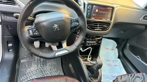 Peugeot 208 2018 GT Line