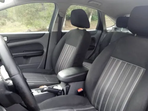 Ford Focus 4 portes 2009 Focus 4 portes