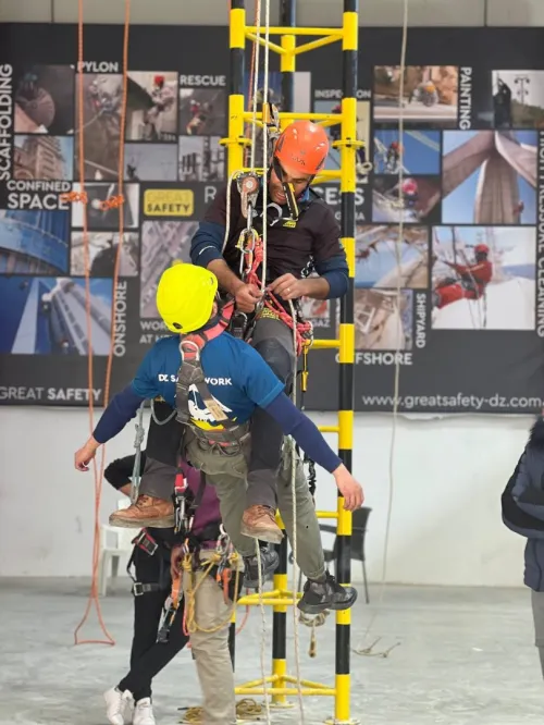 Formation Alpiniste - cordiste - travaux en hauteur sur corde - rope access