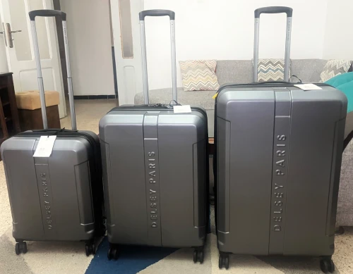Valises originales DELSEY PARIS ,Depart Hardside, Extensible, Neuves avec étiquettes