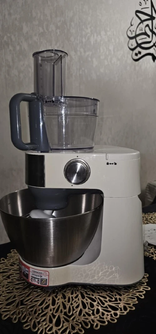 Pétrin robot multifonctions