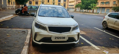 Geely livan x3 Pro 2025 version international