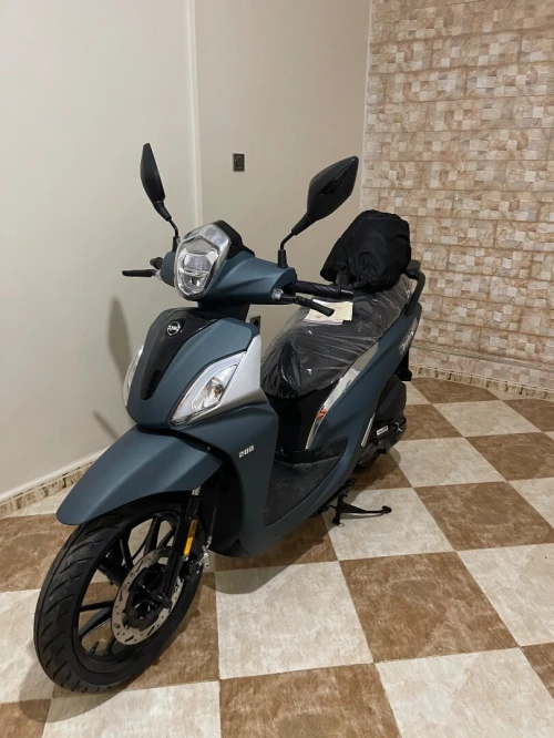 Sym St 200 2025