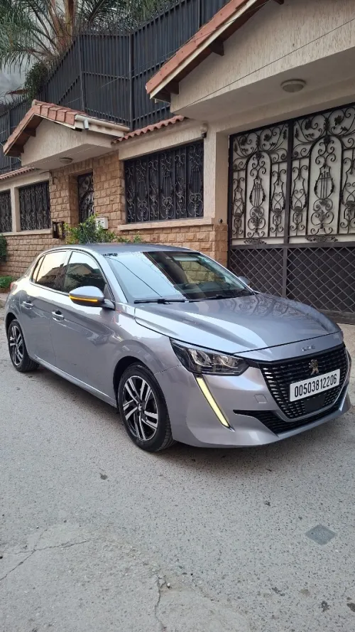 Peugeot 208 2022 Allure