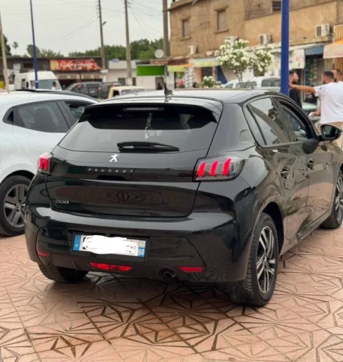 Peugeot 208 2022 Allure
