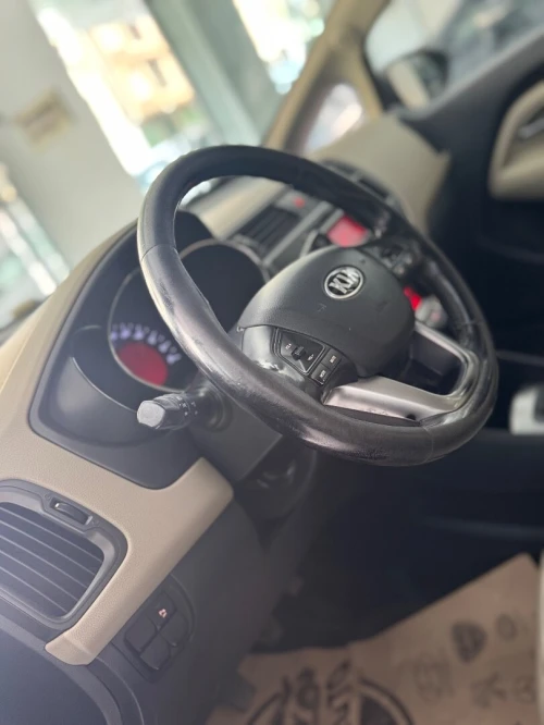 Kia Rio 2015 