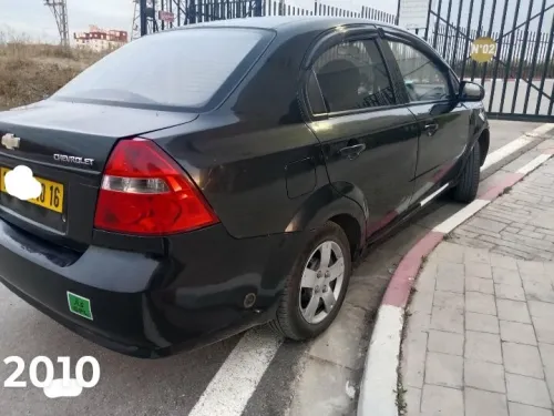 Chevrolet Aveo 4 portes 2010 Base clim