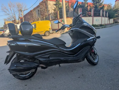 Piaggio X10 2013
