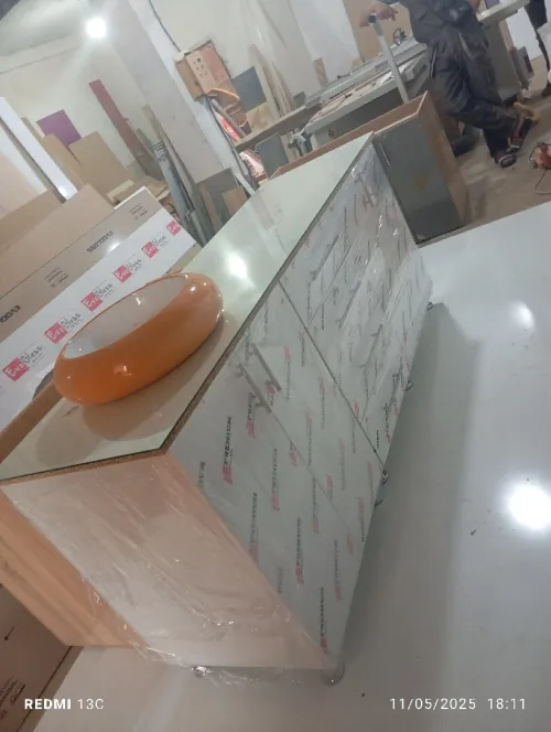 Fabrication des meubles dentaire 