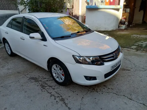 Zotye Z300 2013 Z300