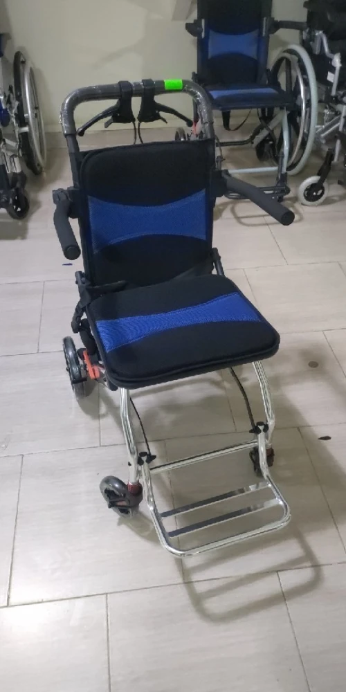 Fauteuil roulant de transfert 