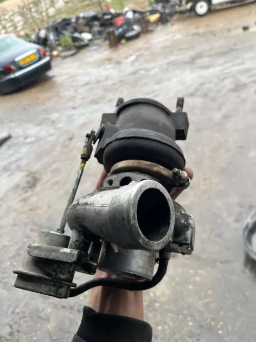 Turbo bmw 525tds