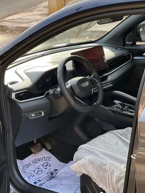 Geely Coolray 2025 
