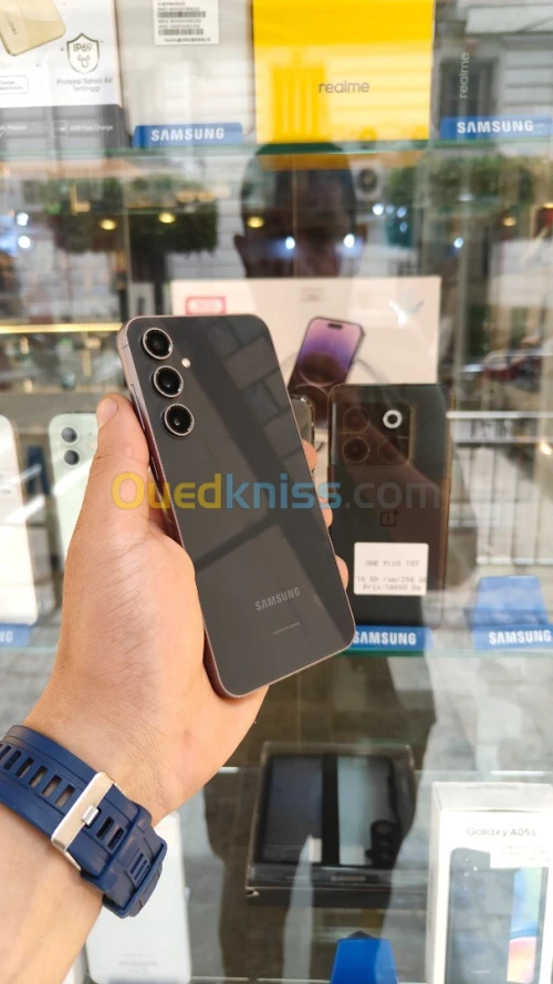 Samsung s23 Fe 5G 8/128 Samsung s23 Fe 5G 8/128