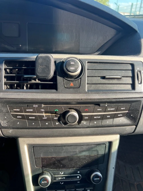 MG 6 2012 Deluxe