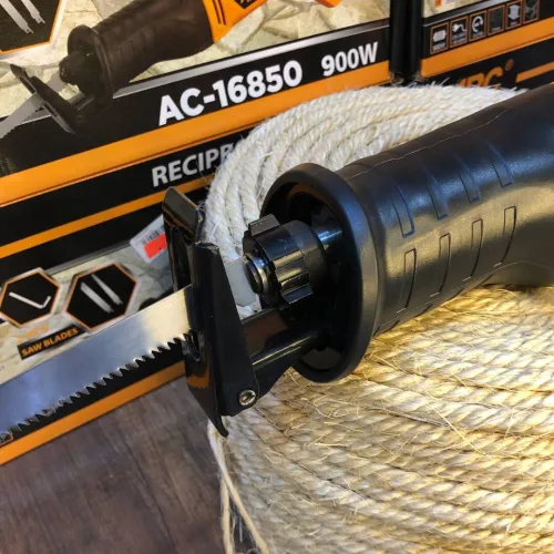 Scie sabre abc 900W