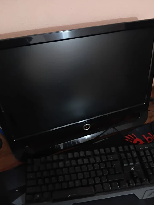 Ecran AOC F22