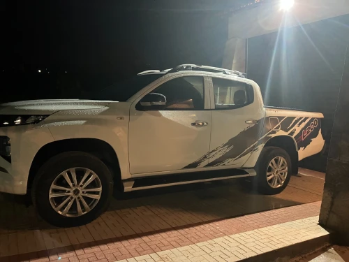 Mitsubishi L200 2022 Doube cabine Evolution