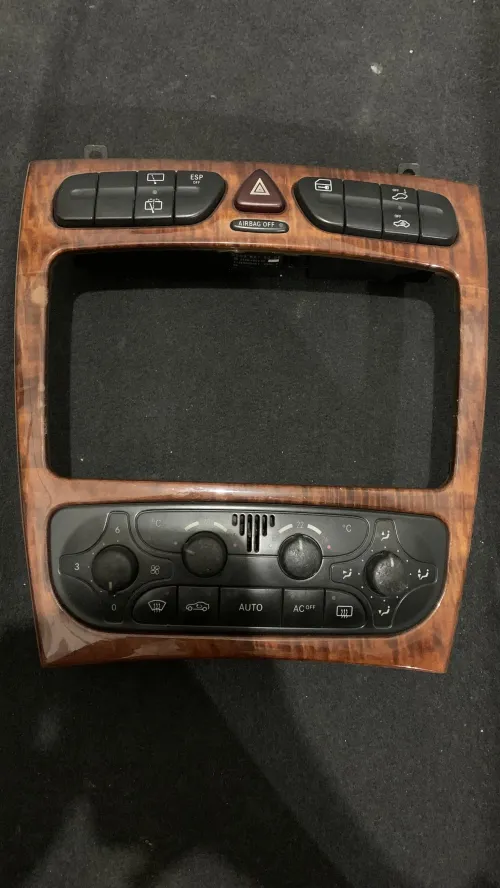 لي يسوم مليح بصحتو c220