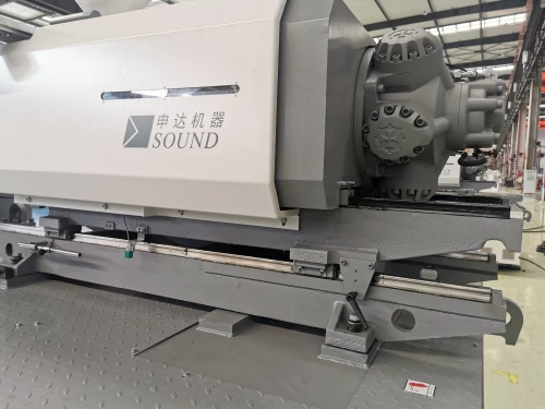  Machine Injection Plastique 600T
