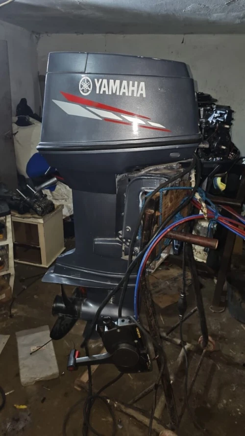 Moteurs yamaha 70 ch 2 temps
