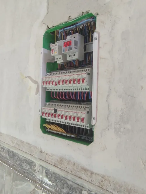 installation reseau informatique téléphonique et électricité 