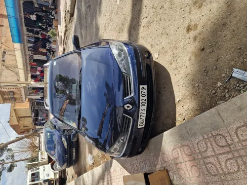 Renault Laguna 2 2002 بريفيلاج