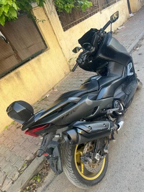 Yamaha Tmax 2020