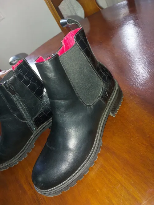 Chaussures femmes et hommes 