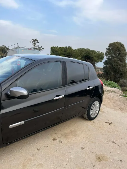 Renault Clio 3 2012 Night and Day