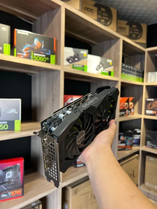GIGABYTE WINDFORCE RTX 2060 6GB *USED*