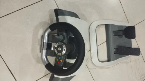 xbox 360 slim avec volant et pédale Original kaba d europe