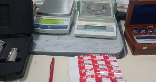 ÉTALONNAGE VÉRIFICATION QUALIFICATION MATÉRIEL DE LABORATOIRE ET PRODUCTION 