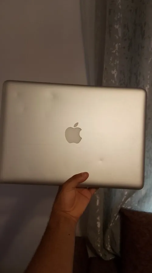 À vendre MacBook Pro 13" (Mid 2012) + chargeur original