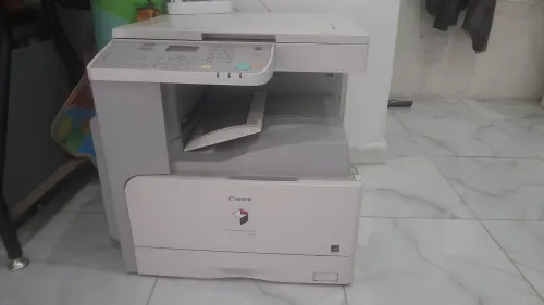 Canon ImageRUNNER 2318 A3/A4 Photocopieuse Professionnelle
