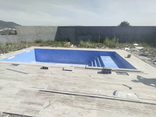 Bâche de couverture piscine 