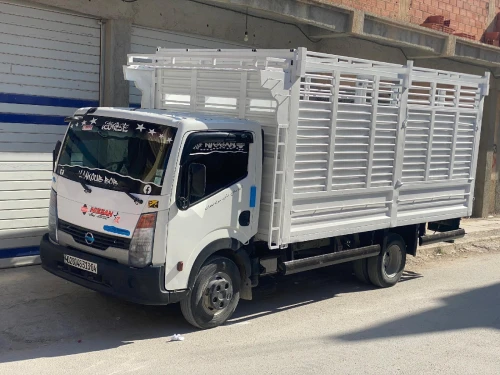 Nissan capstar NT 400 2013
