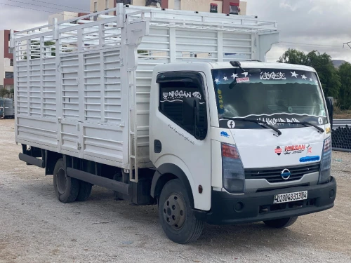 Nissan capstar NT 400 2013
